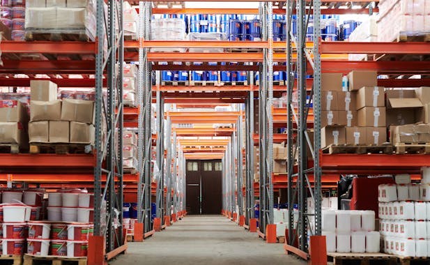 Cover Image for A Comprehensive Guide to Pallet Racking Systems